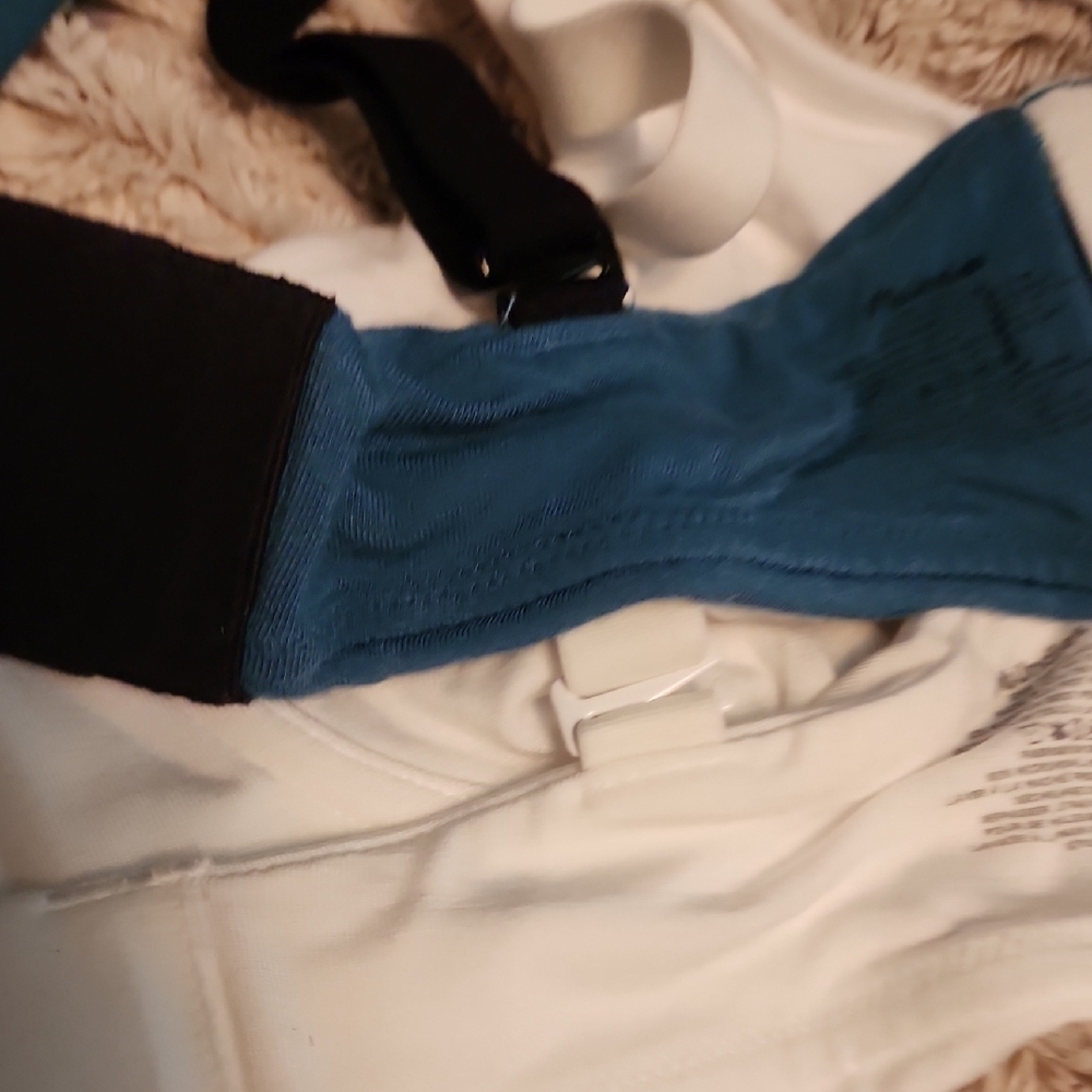 MeUndies White and Blue Bra Set - Picture 6 of 6